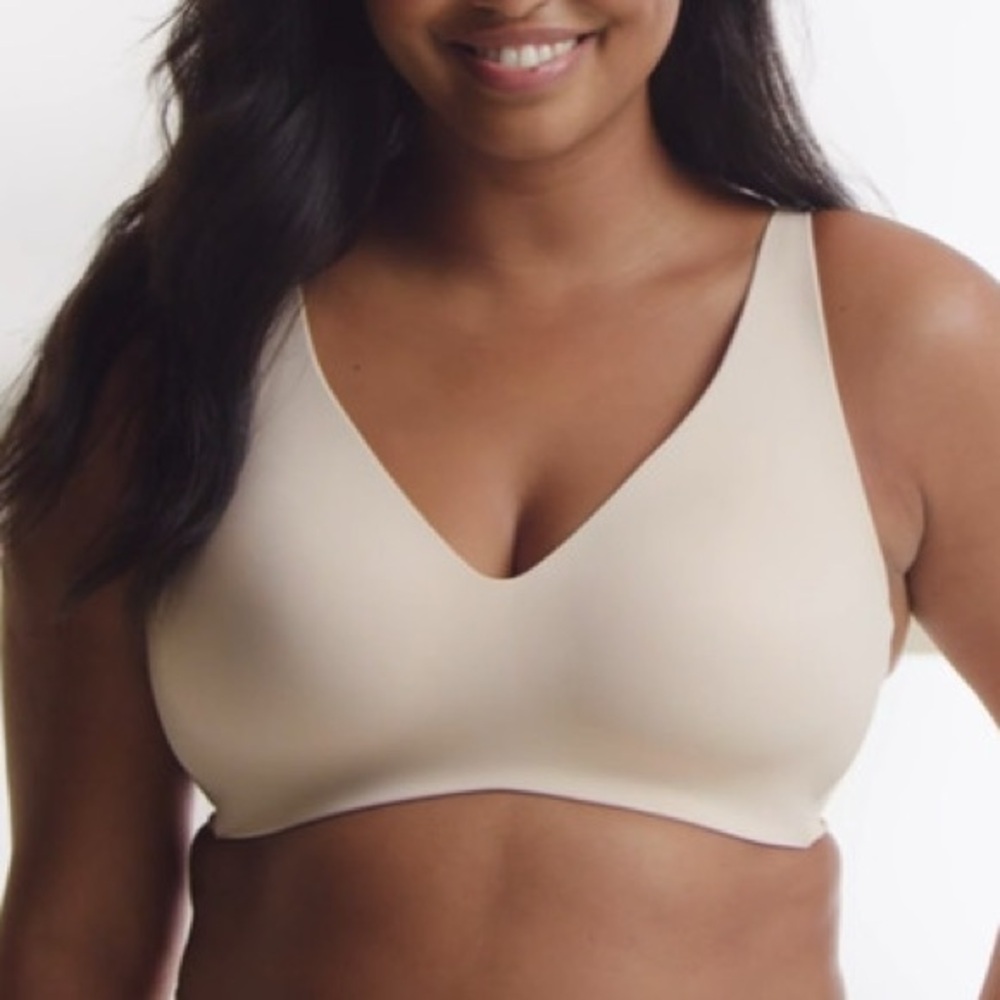 Wacoal Smooth Tan wireless Bra large D/DD 856326